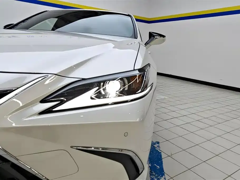 Lexus ES 2024 из CN, фото 5