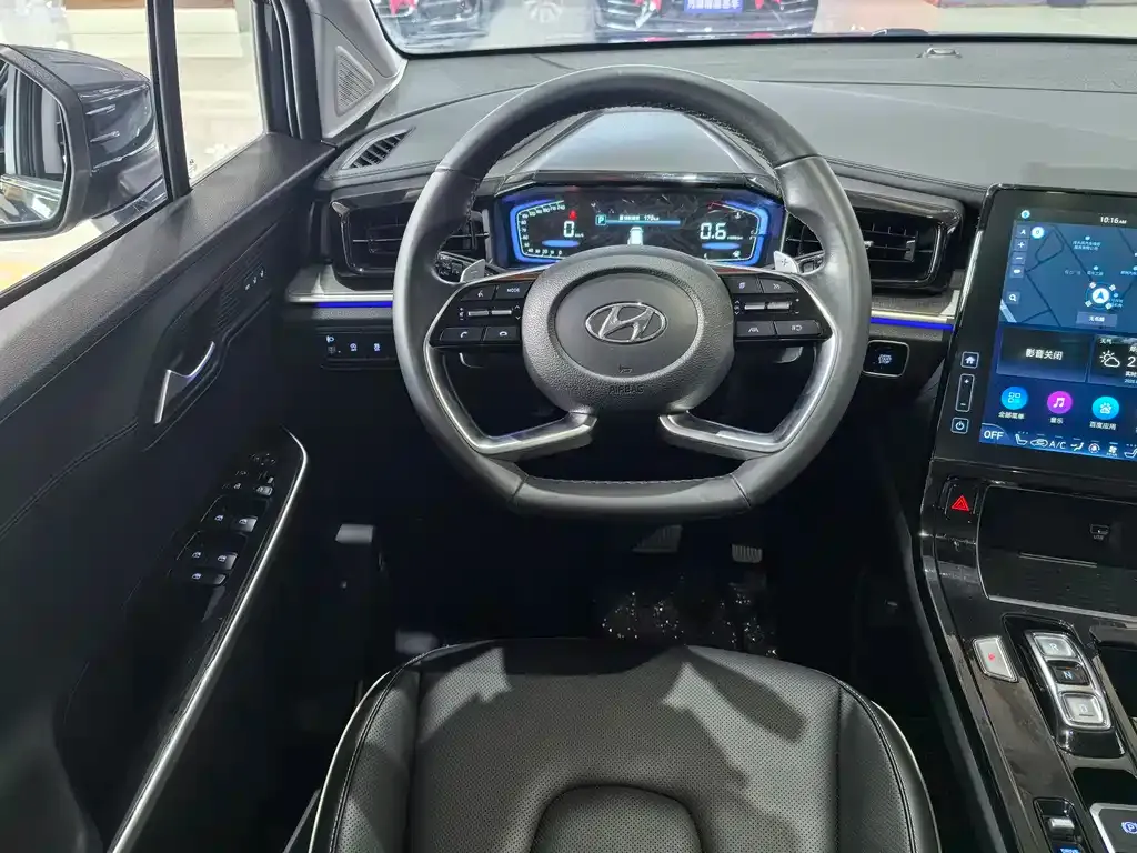 Hyundai Custo 2022 из CN, фото 8