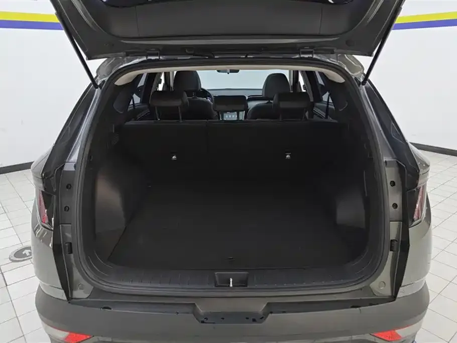 Hyundai Tucson 2023 из CN, фото 4