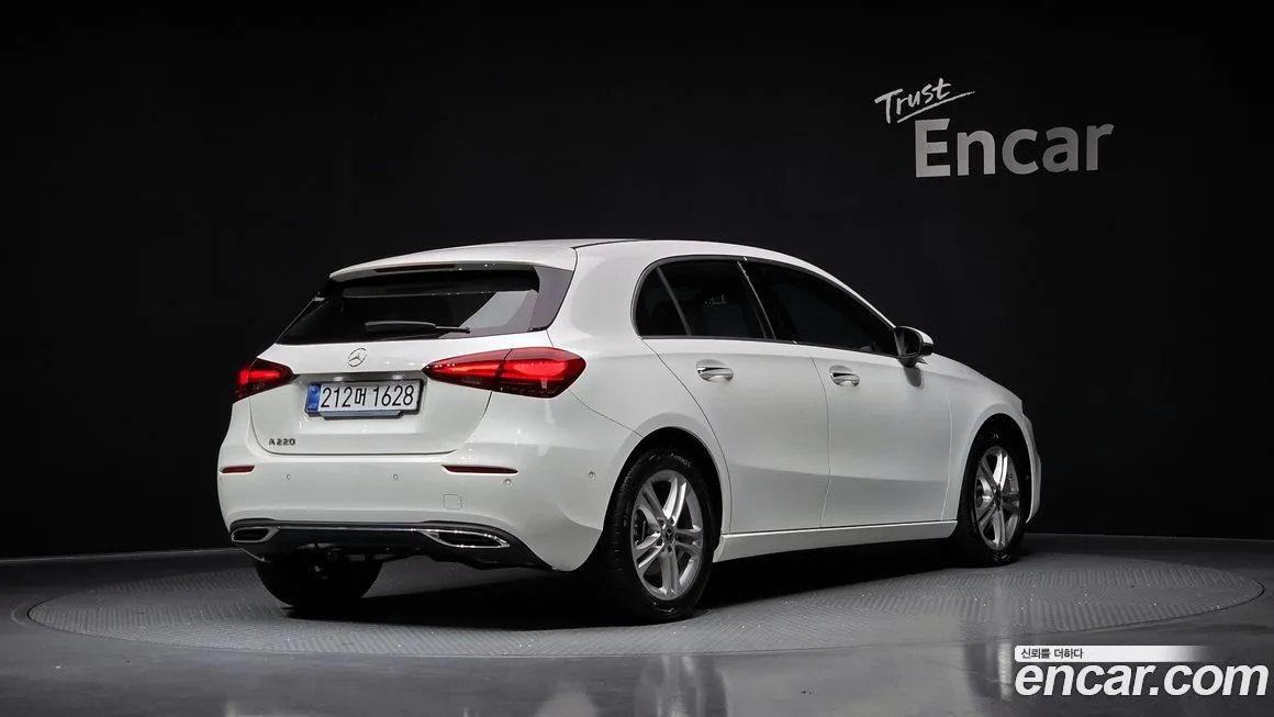 Mercedes-Benz A-Class 2025 из KR, фото 2