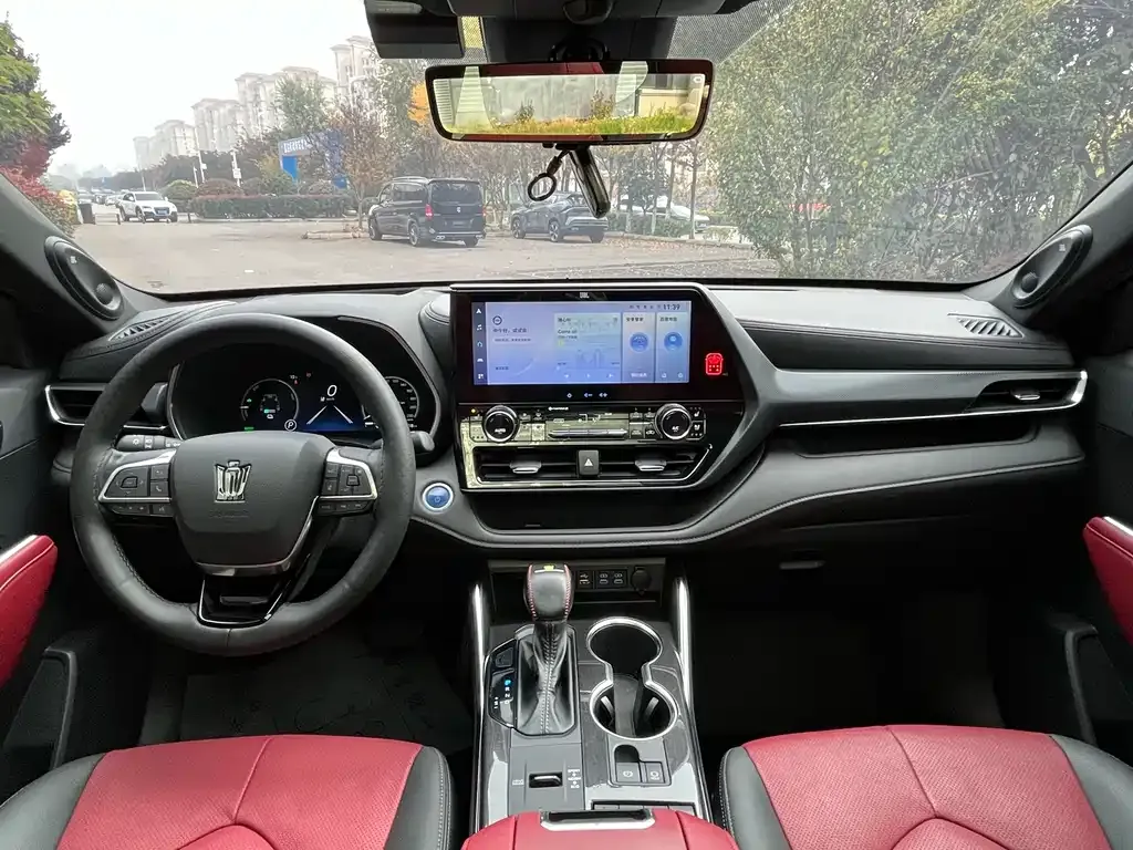 Toyota Crown Kluger 2022 из CN, фото 9