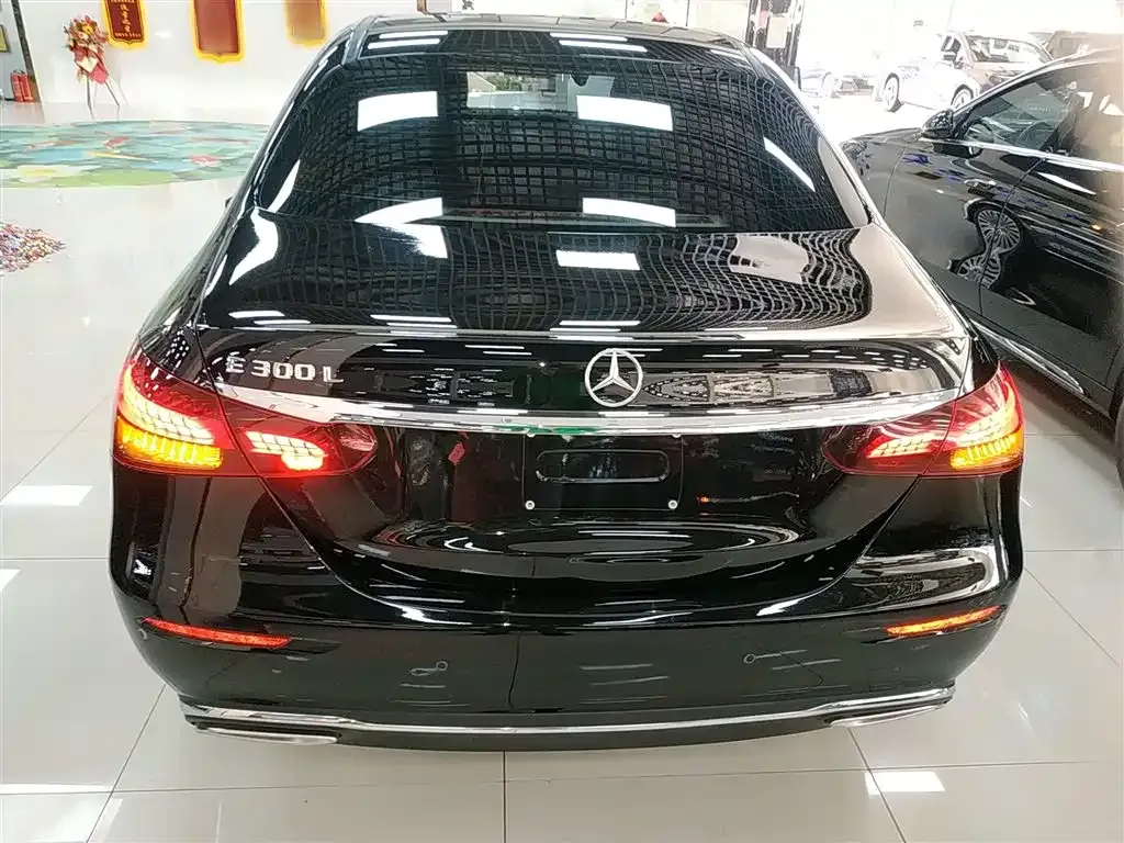 Mercedes-Benz E-Class 2023 из CN, фото 6