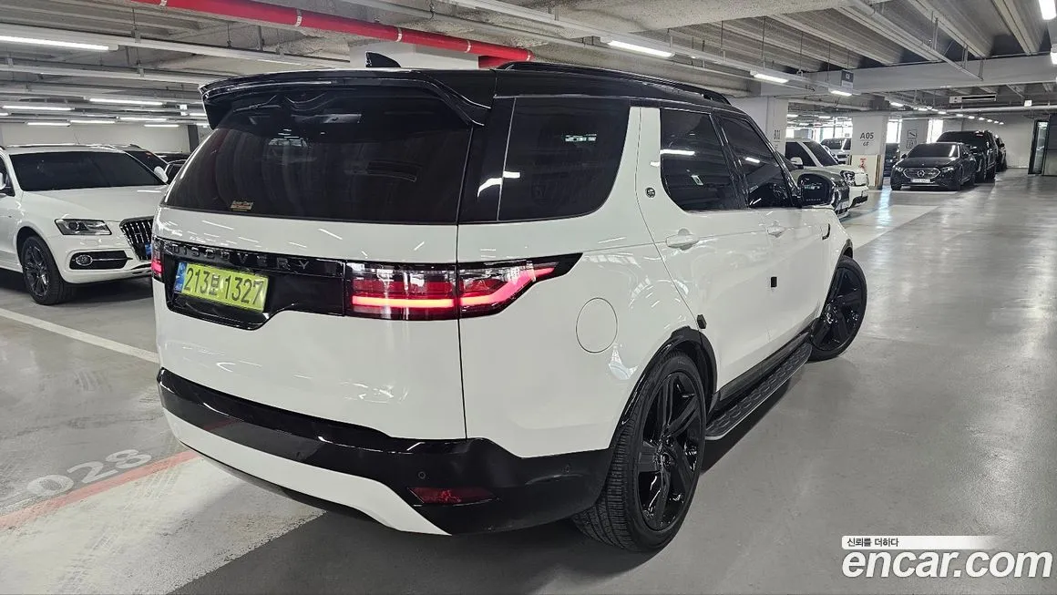 Land Rover Discovery 2024 из KR, фото 3