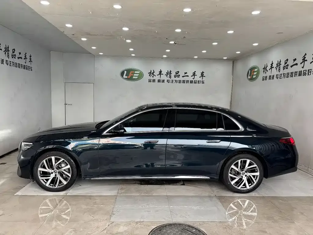 Mercedes-Benz E-Class 2025 из CN, фото 5