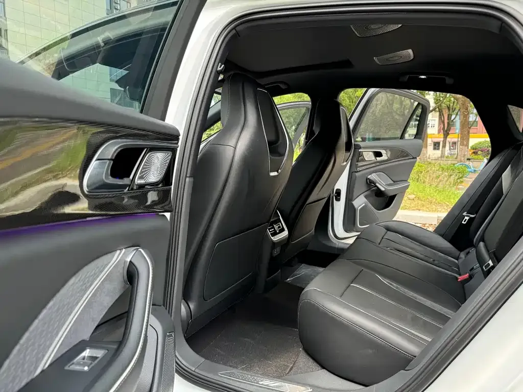 Hongqi H6 2024 из CN, фото 10