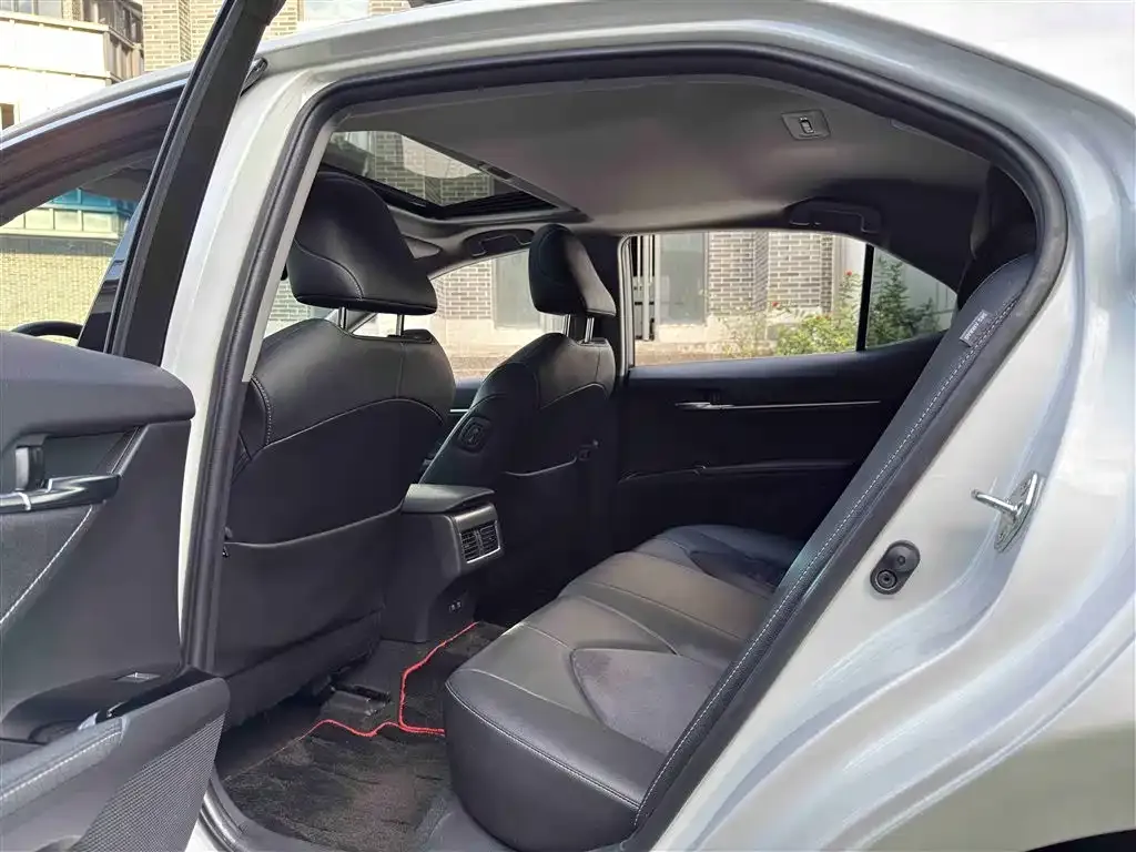 Toyota Camry 2022 из CN, фото 6