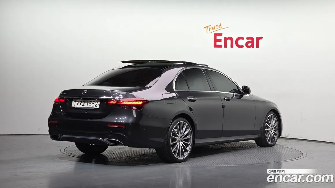 Mercedes-Benz E-Class 2022 из KR, фото 2