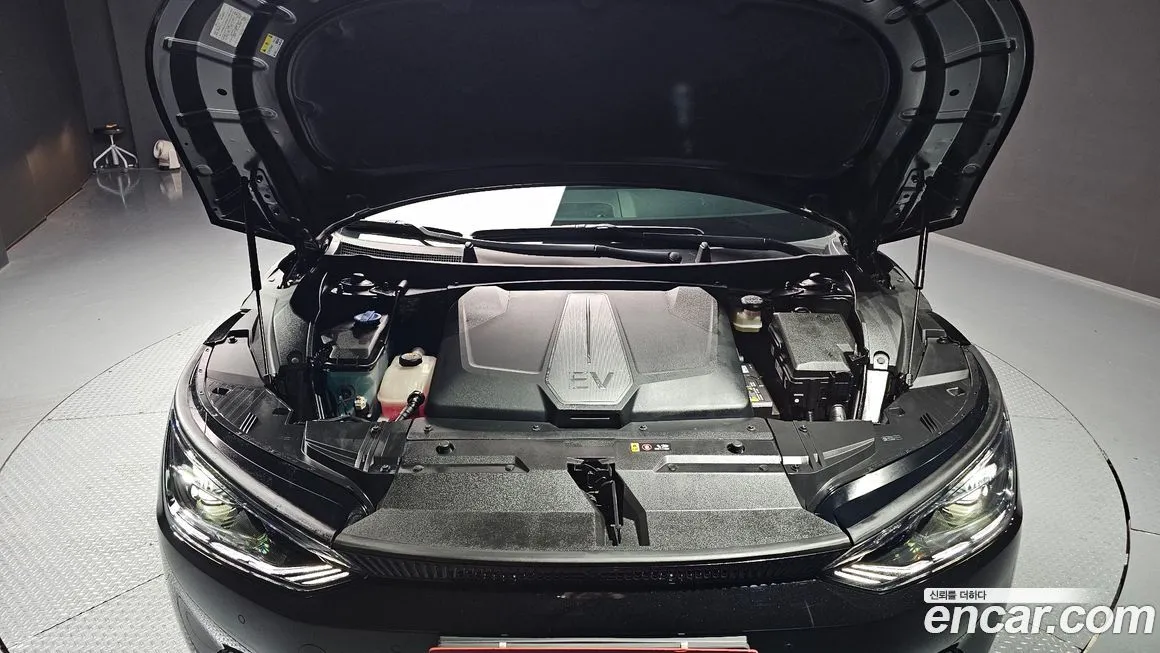 Kia EV6 2023 из KR, фото 6