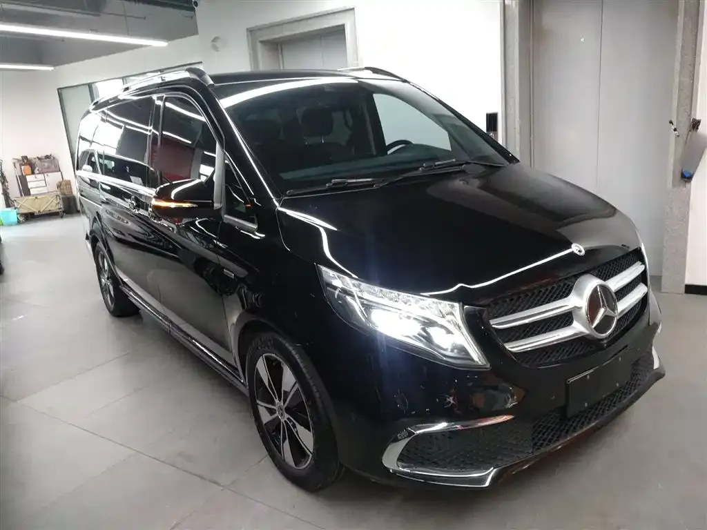 Mercedes-Benz V-Class 2022 из CN, фото 4