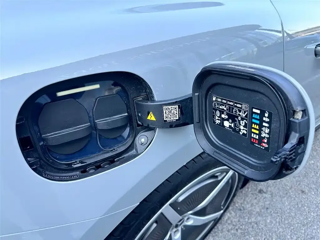 Mercedes-Benz EQE 2023 из CN, фото 9