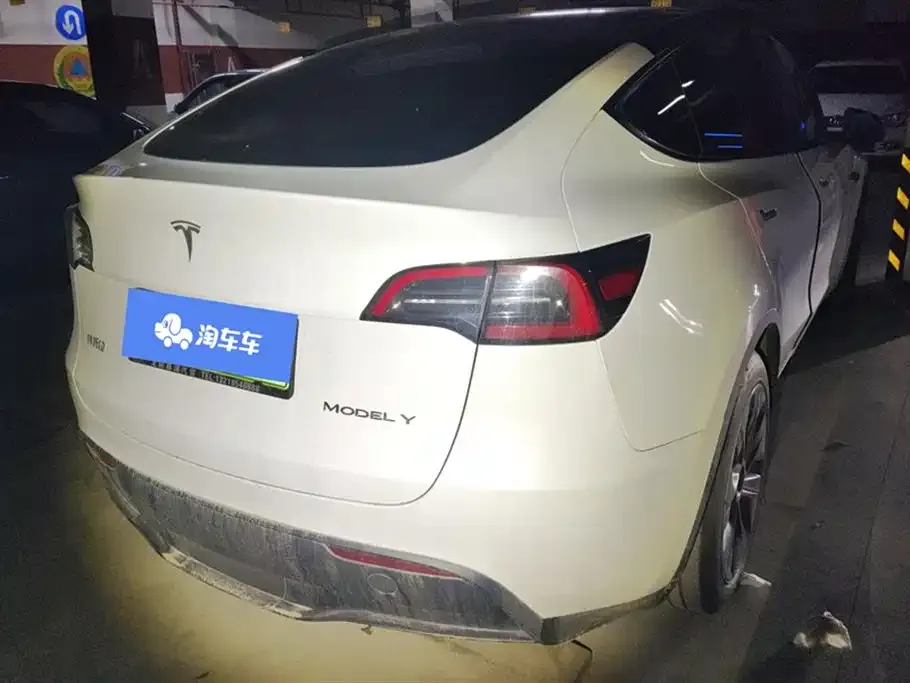 Tesla Model Y 2024 из CN, фото 3