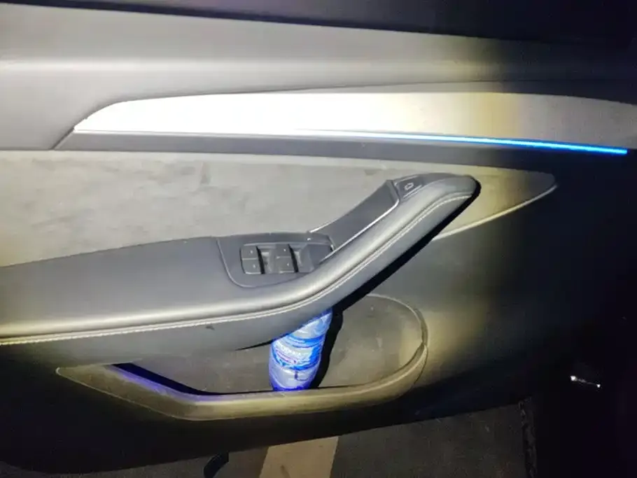 Tesla Model Y 2024 из CN, фото 7