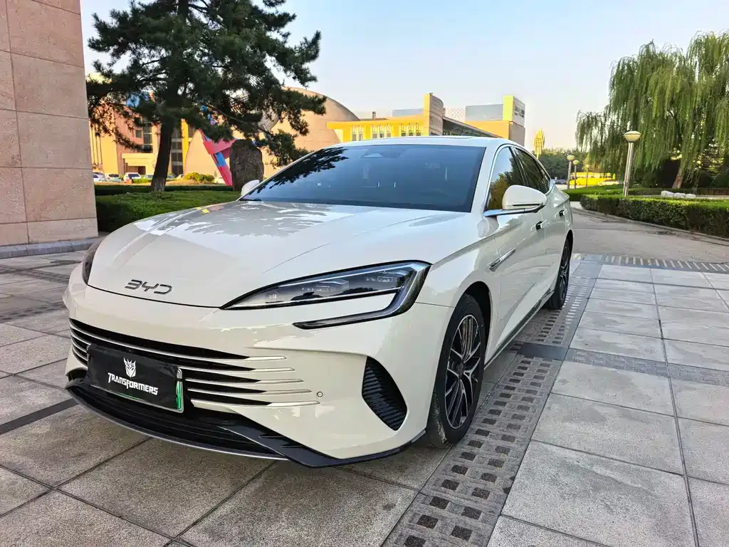 BYD Seal 07 DM-i 2025 из CN, фото 1