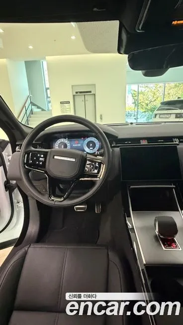 Land Rover Range Rover Velar 2025 из KR, фото 10