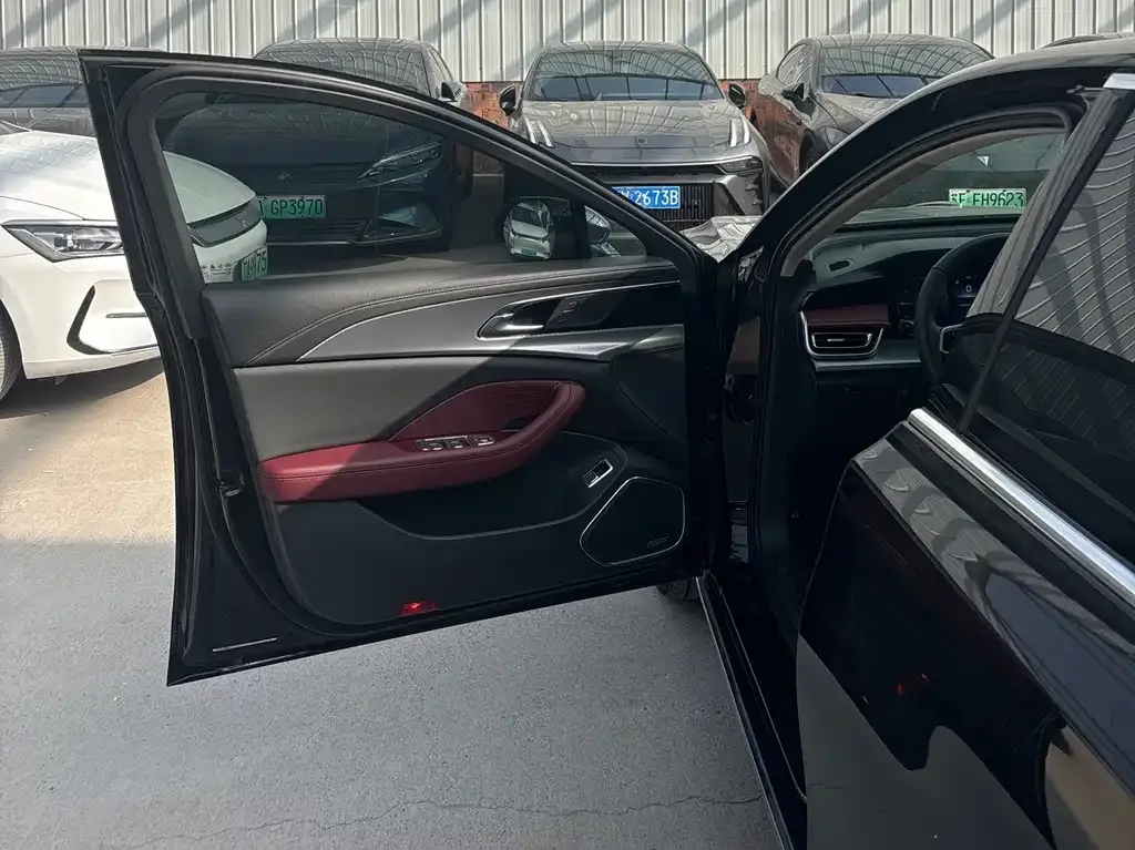 Hongqi H5 2024 из CN, фото 8