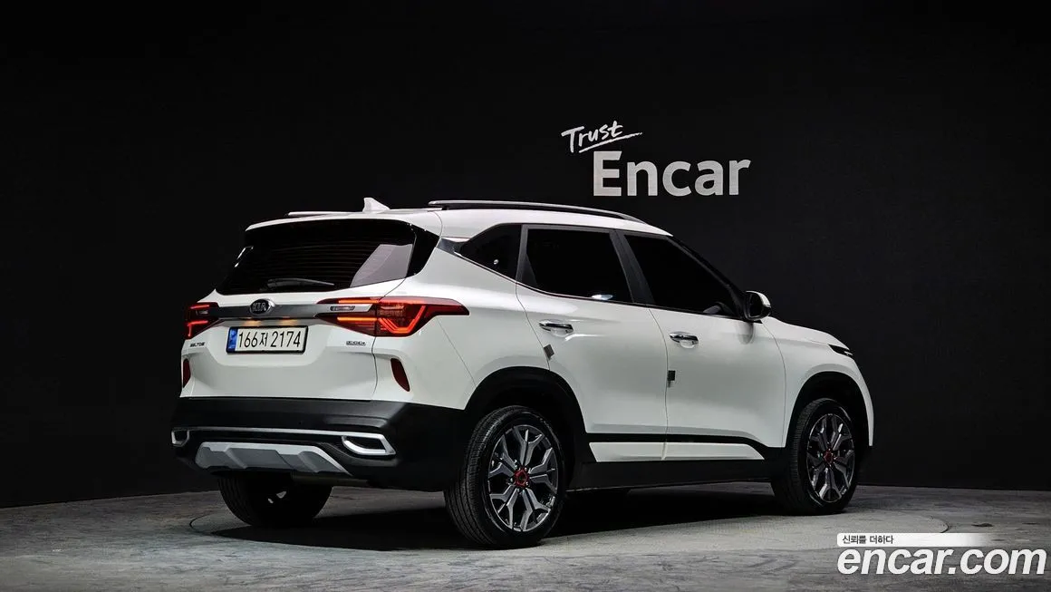 Kia Seltos 2022 из KR, фото 2