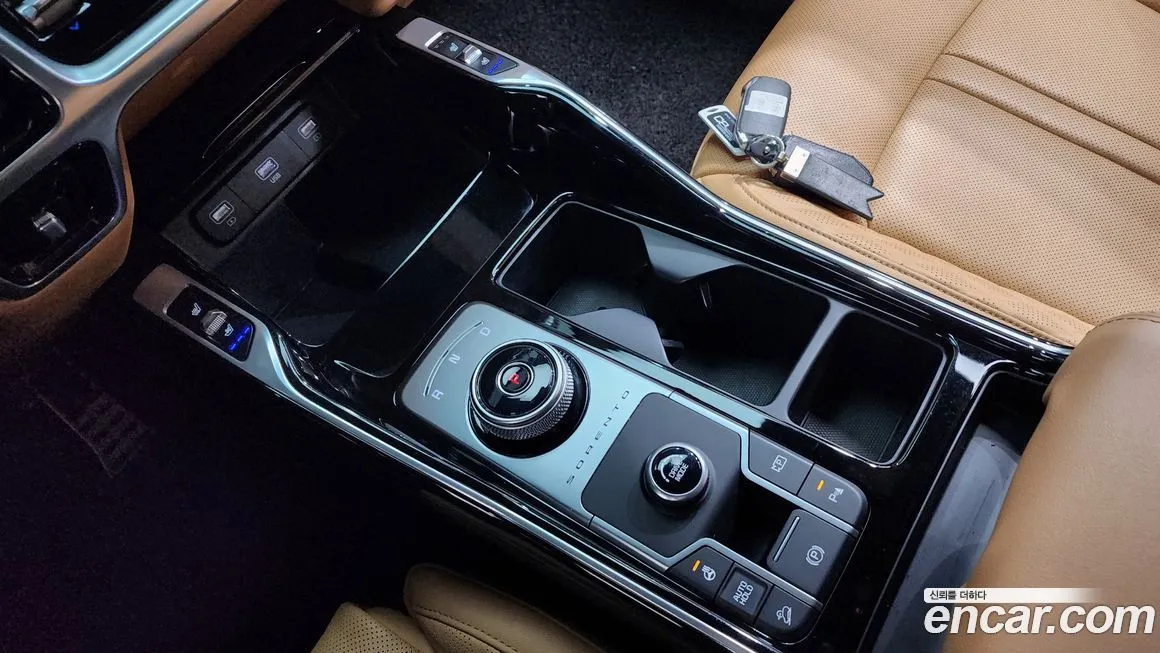 Kia Sorento — фото 9