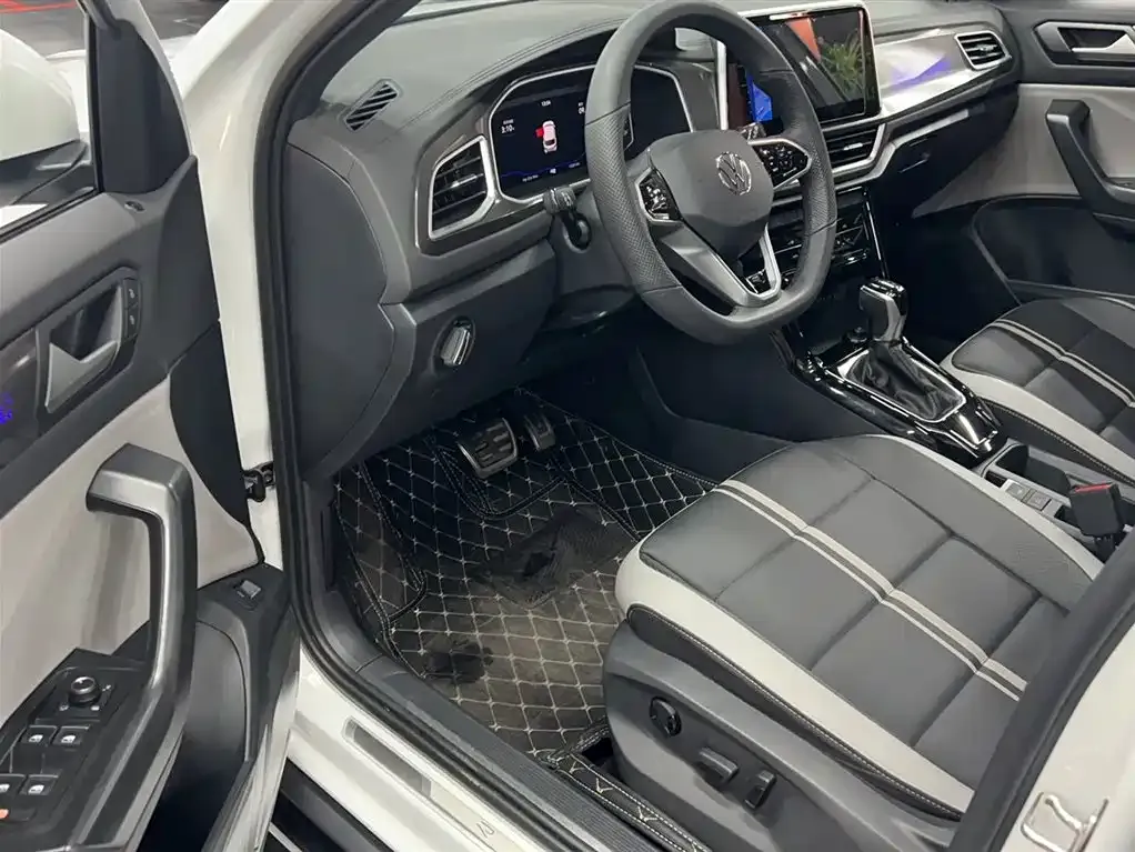 Volkswagen T-Roc 2024 из CN, фото 9
