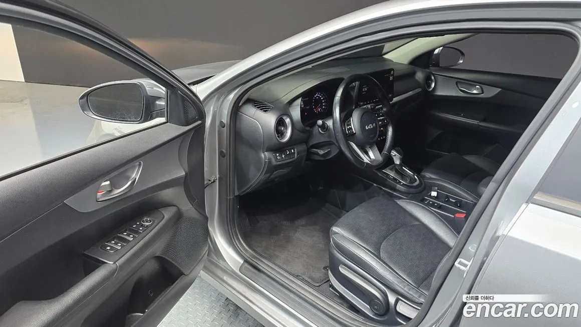 Kia K3 2022 из KR, фото 10