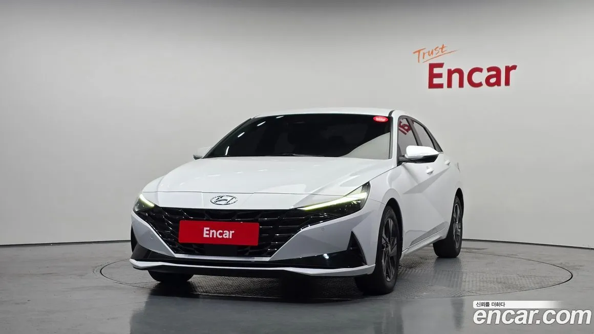 Hyundai AVANTE 2022 из KR, фото 3