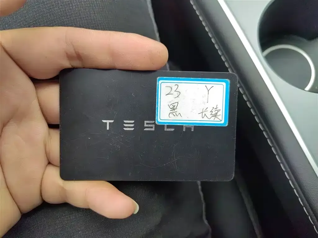 Tesla Model Y 2023 из CN, фото 9
