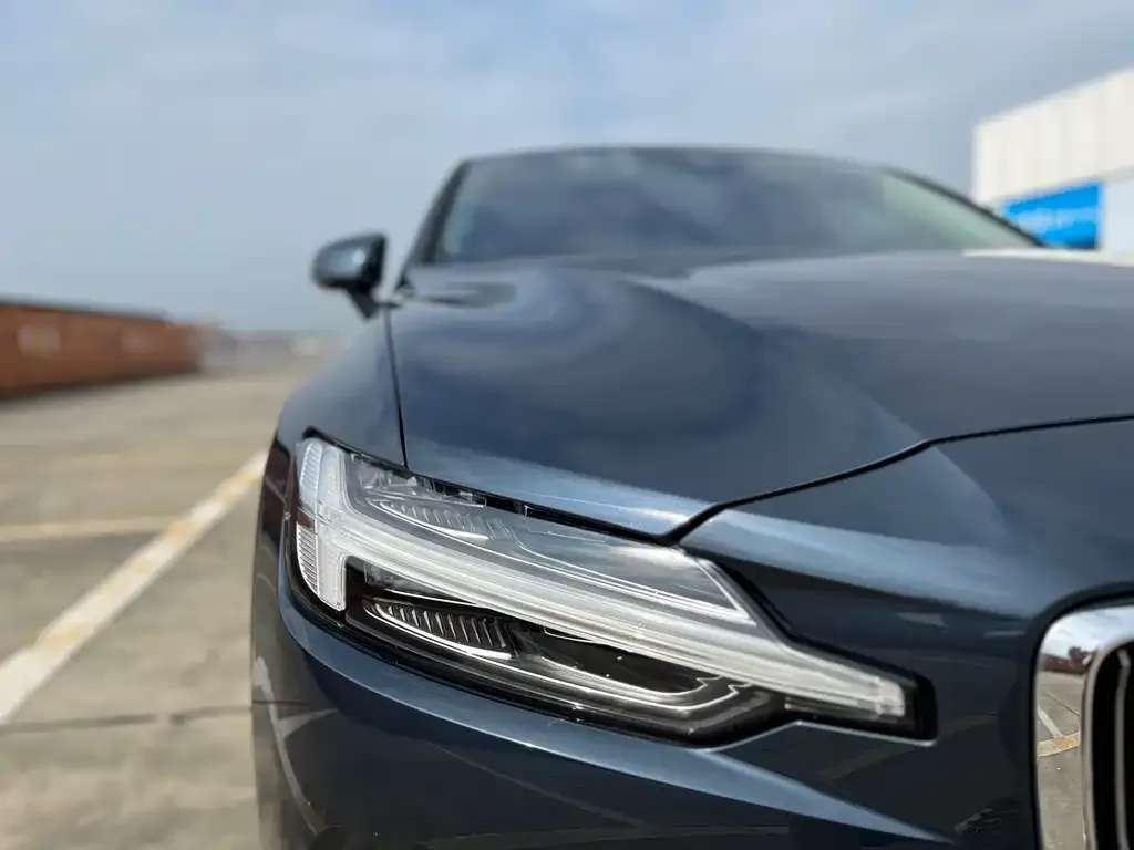 Volvo S60 2021 из CN, фото 9