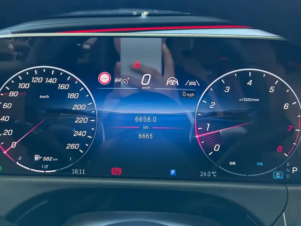 Mercedes-Benz E-Class 2025 из CN, фото 3