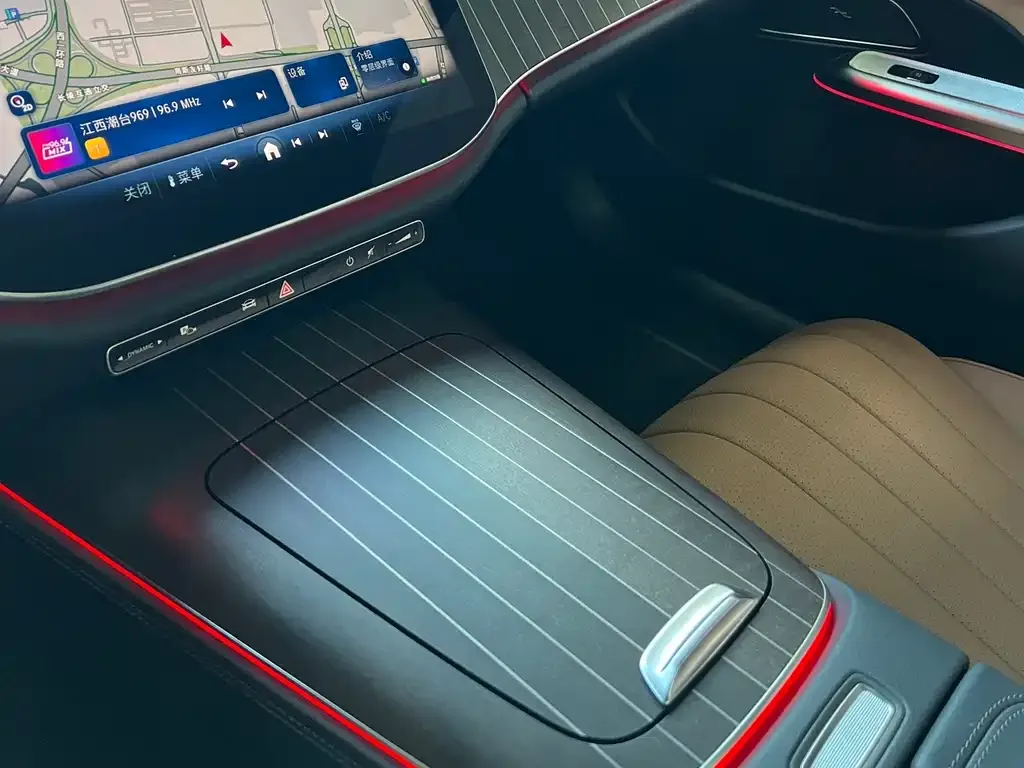Mercedes-Benz E-Class 2025 из CN, фото 5
