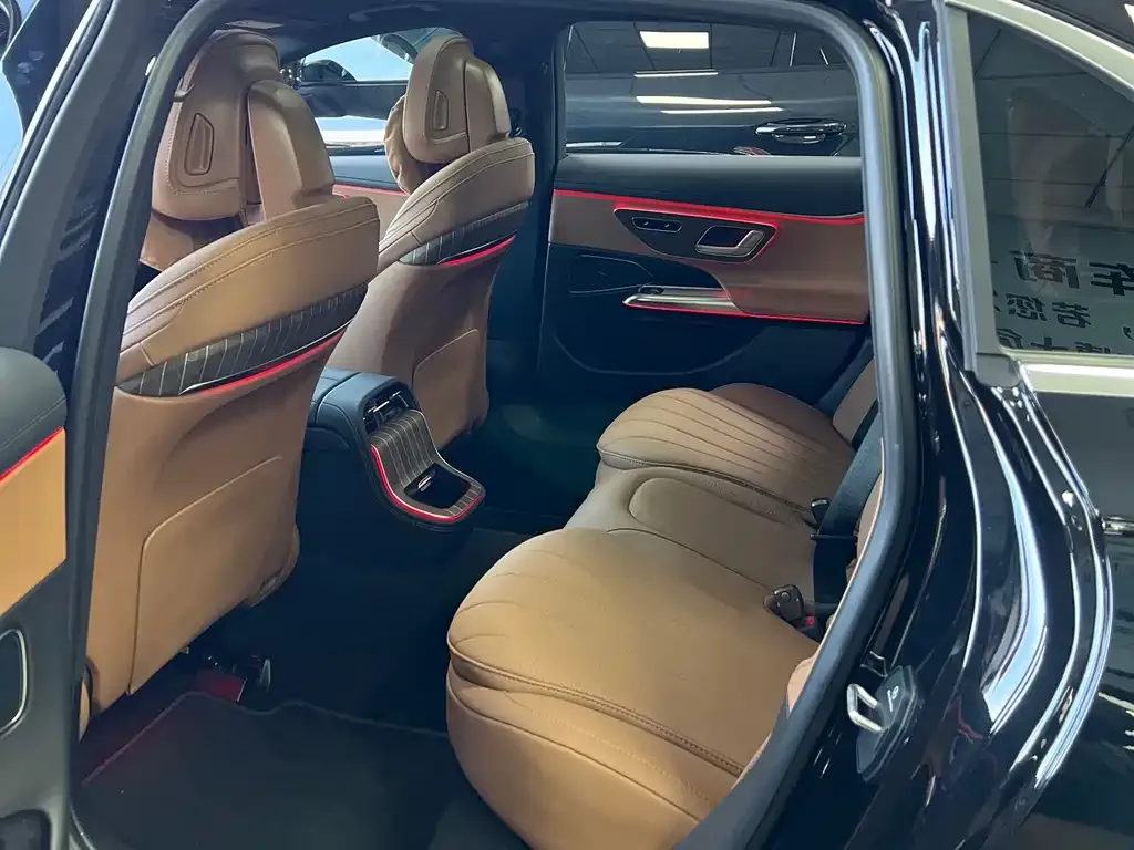 Mercedes-Benz E-Class 2025 из CN, фото 6