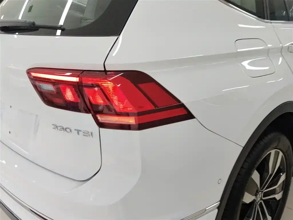Volkswagen Tiguan L 2024 из CN, фото 8
