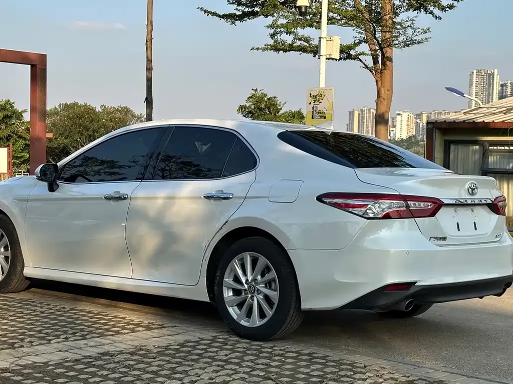 Toyota Camry 2023 из CN, фото 6