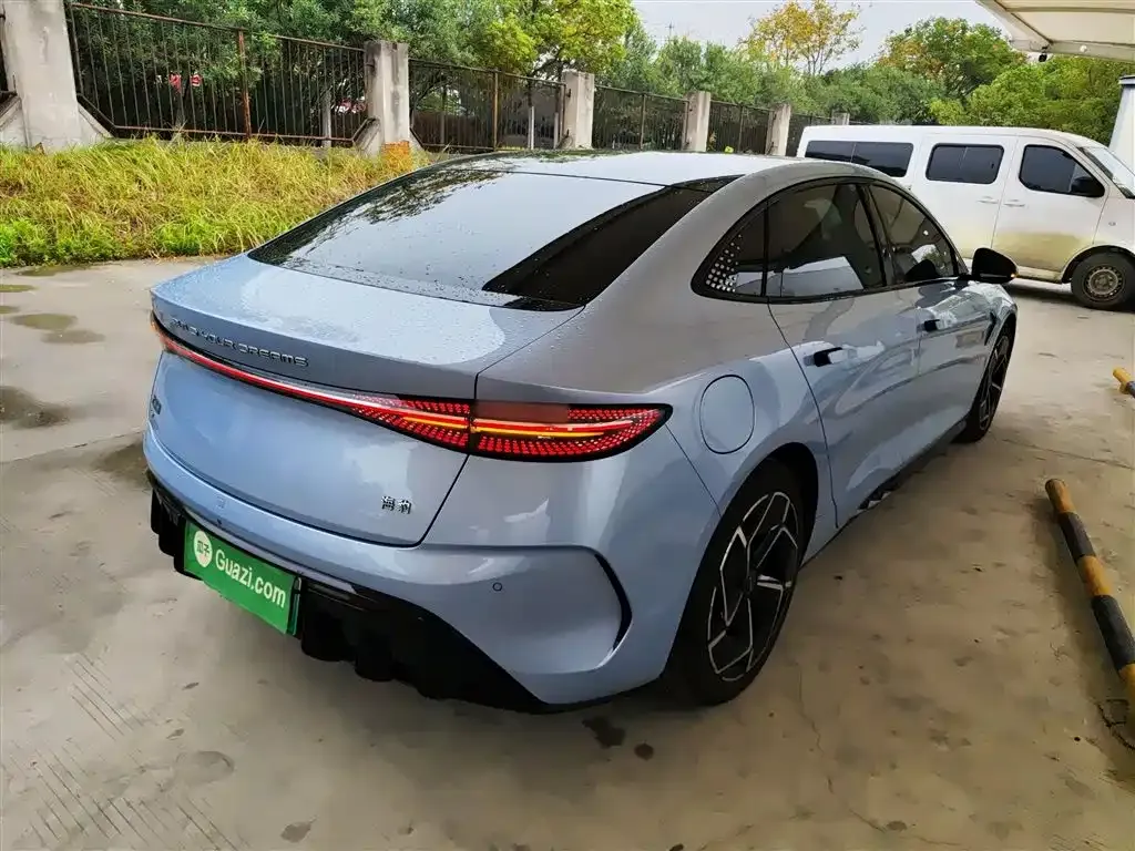 BYD Seal — фото 7