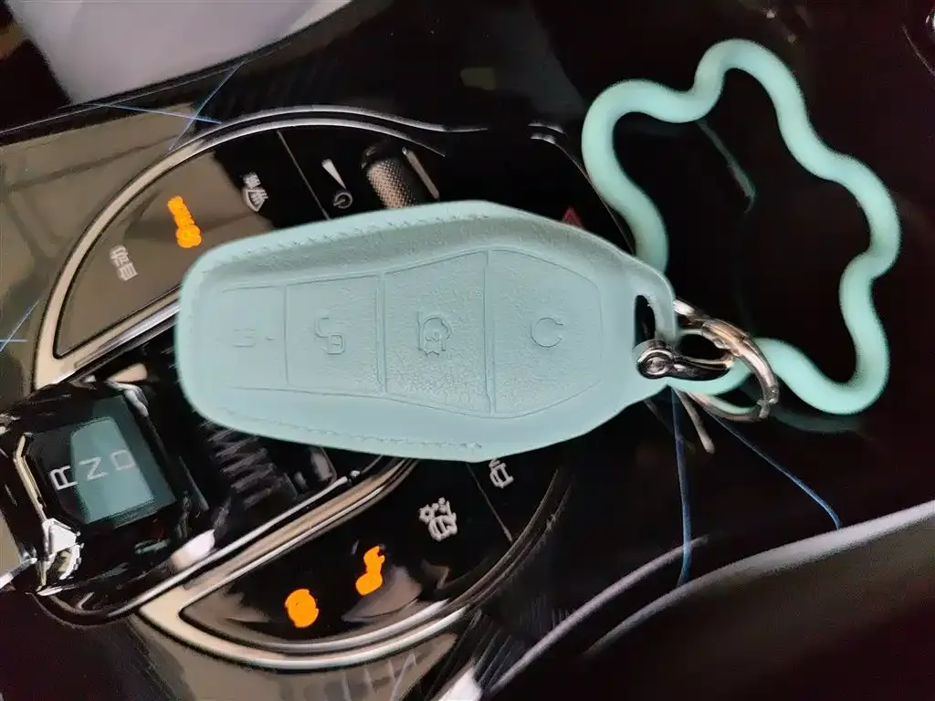 BYD Seal — фото 9