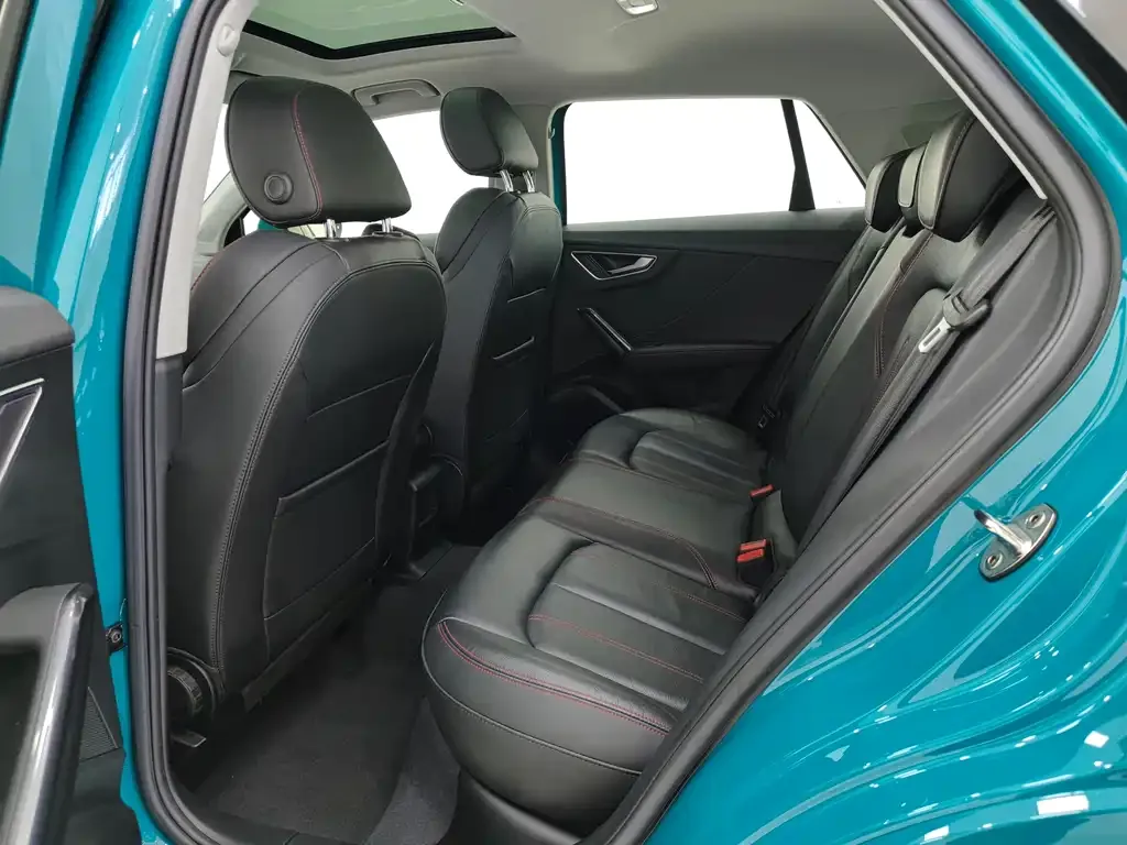 Audi Q2L 2022 из CN, фото 7