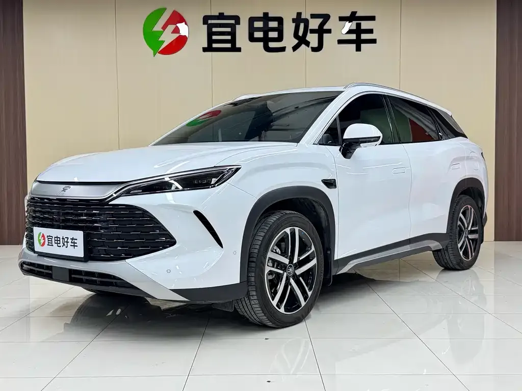 BYD L DM-i — фото 2