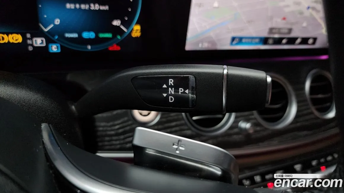 Mercedes-Benz E-Class 2023 из KR, фото 9
