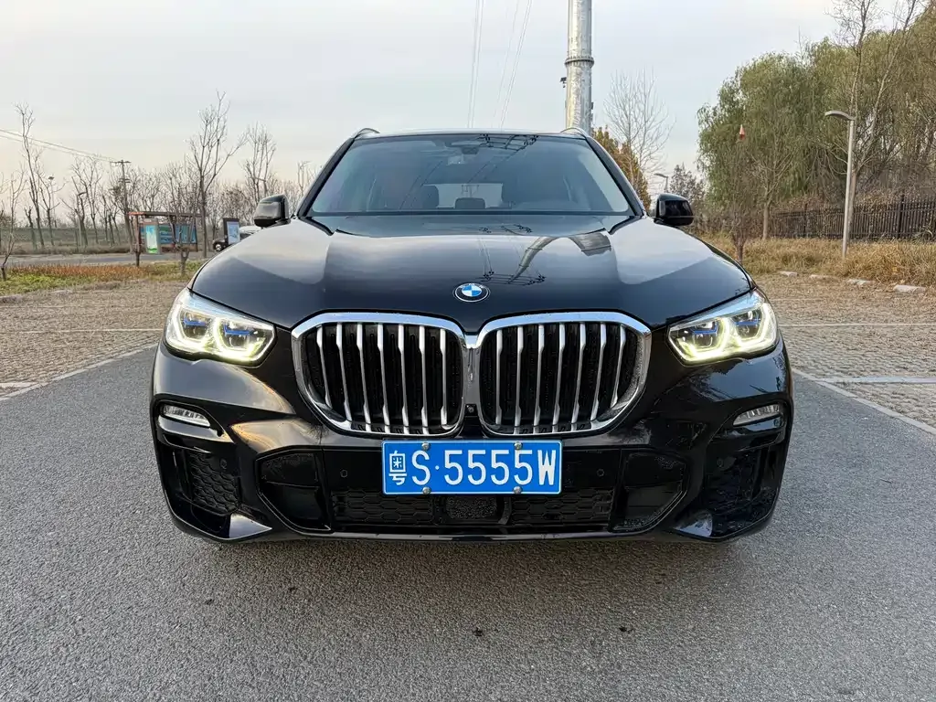 BMW X5 (Import) — фото 3