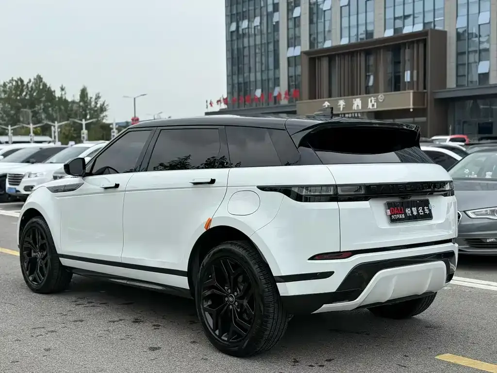 Land Rover Evoque PHEV 2023 из CN, фото 9
