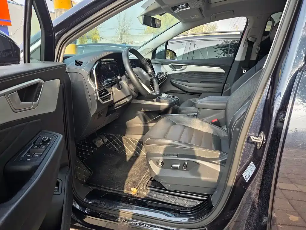 Volkswagen Talagon 2023 из CN, фото 3