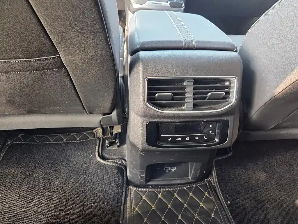 Volkswagen Talagon 2023 из CN, фото 8