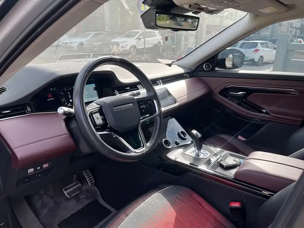 Land Rover Evoque 2022 из CN, фото 4