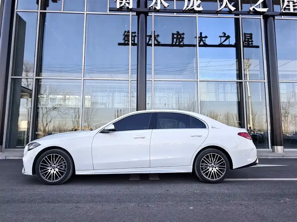 Mercedes-Benz C-Class 2025 из CN, фото 3