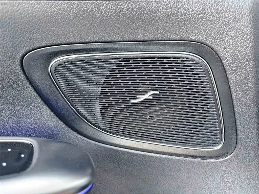 Mercedes-Benz C-Class 2025 из CN, фото 9