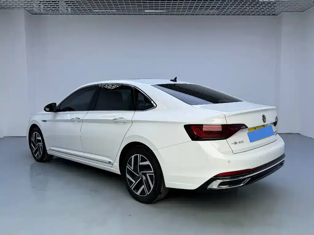 Volkswagen Sagitar 2023 из CN, фото 5