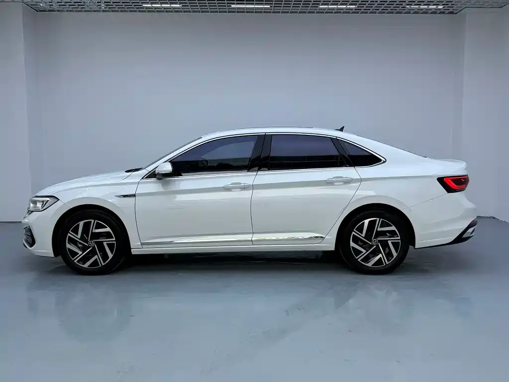 Volkswagen Sagitar 2023 из CN, фото 8