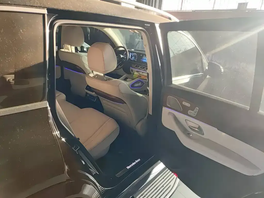 Mercedes-Benz GLS 2023 из CN, фото 8