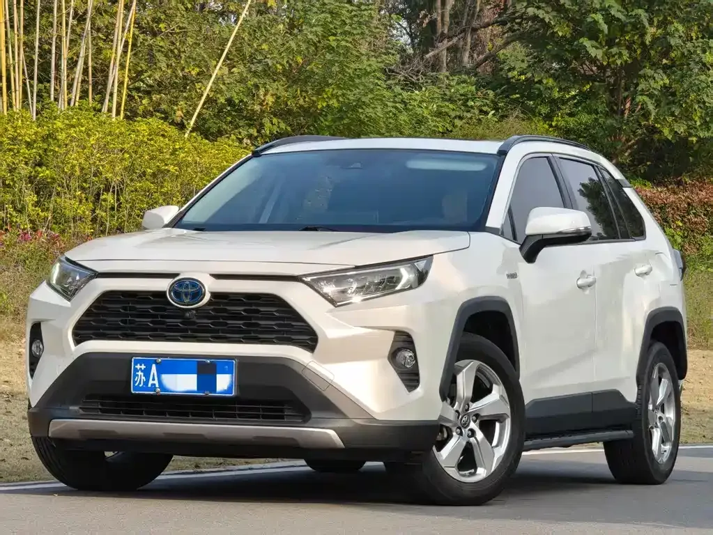 Toyota RAV4 2021 из CN, фото 1