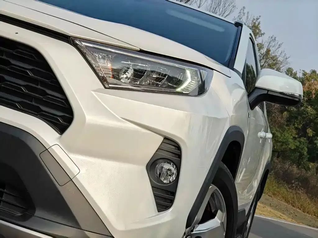 Toyota RAV4 2021 из CN, фото 7