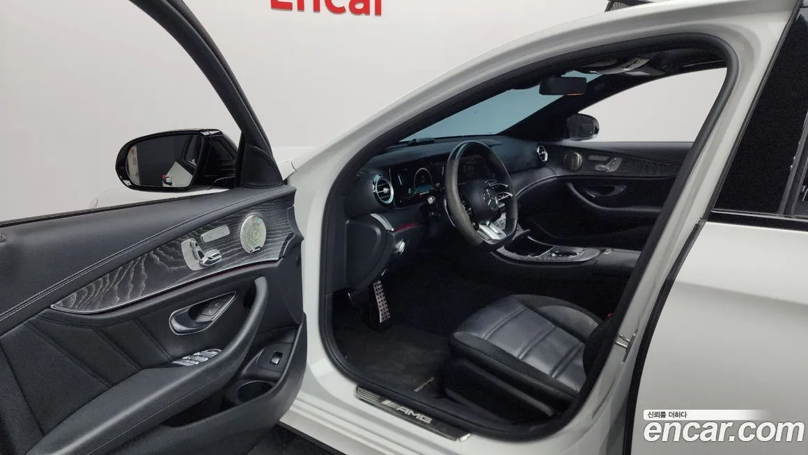 Mercedes-Benz E-Class 2023 из KR, фото 10