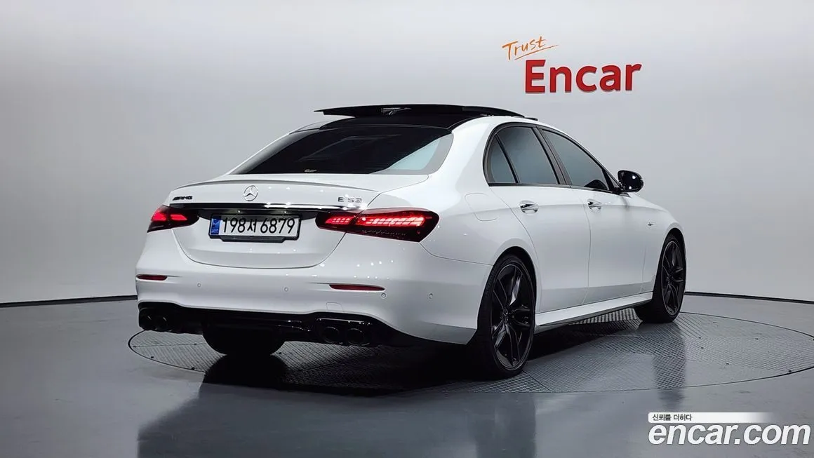 Mercedes-Benz E-Class 2023 из KR, фото 2